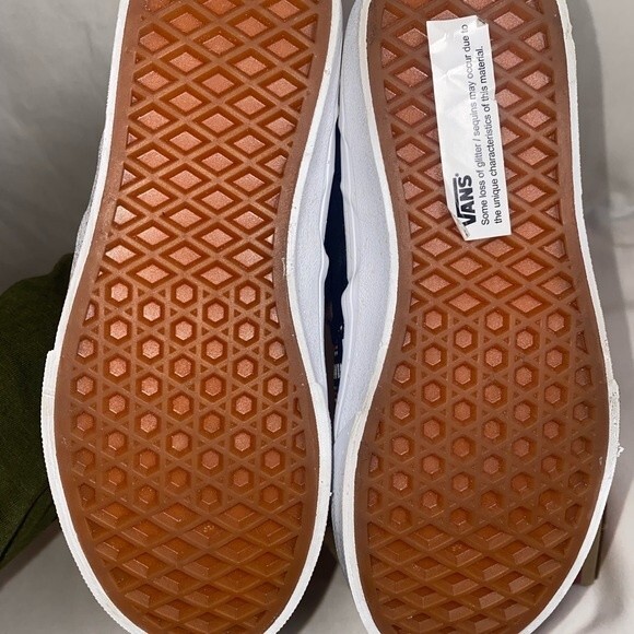 NEW Vans shoes asher love rainbow hearts 3 youth glitter kind slip on - Picture 10 of 11